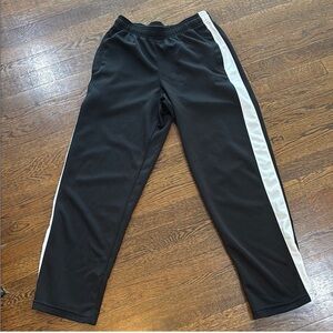 Men’s Champion Black and White Sweatpants Relaxed Fit
